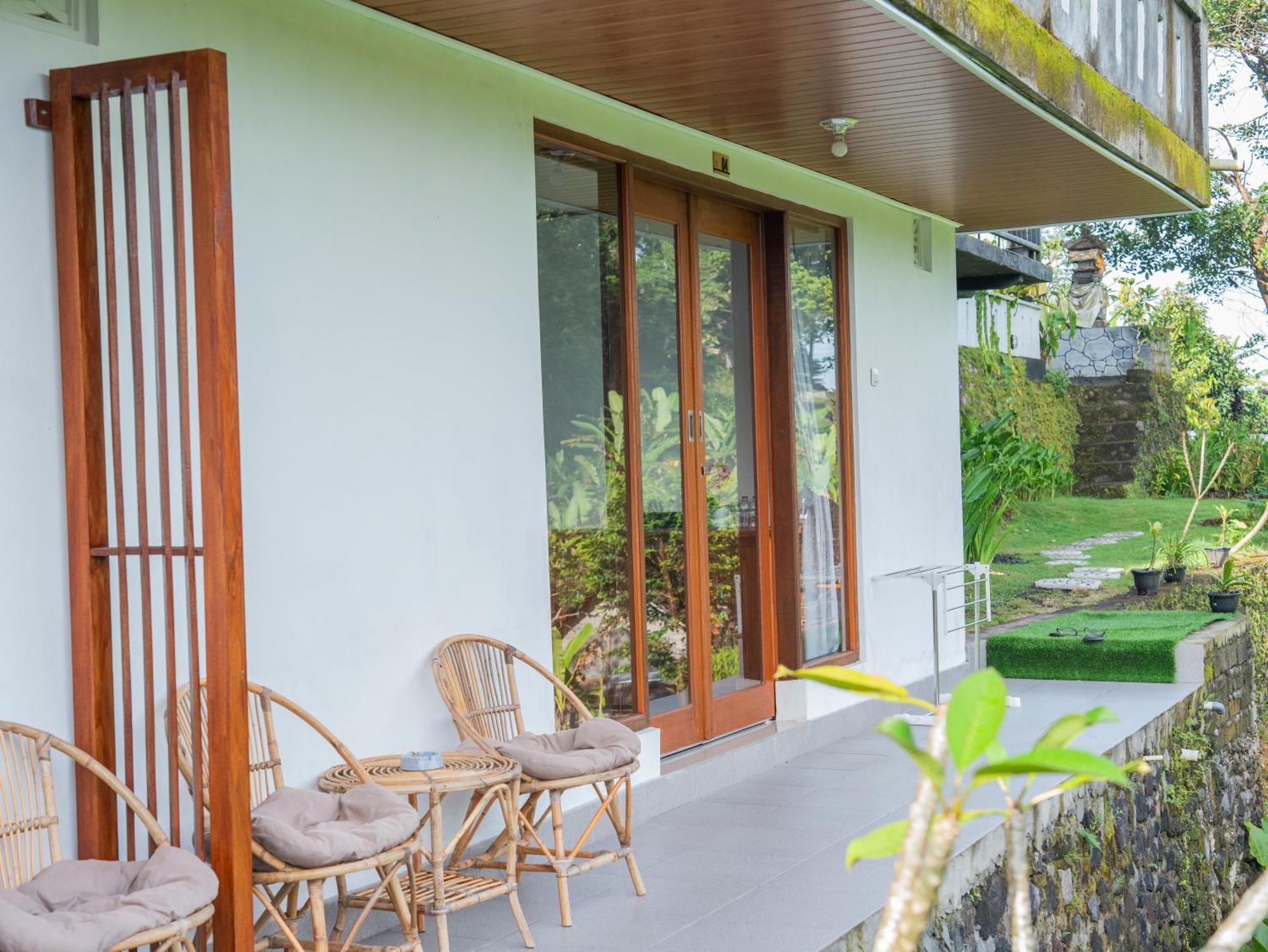 Bisbis House Iseh Village Selat Esterno foto